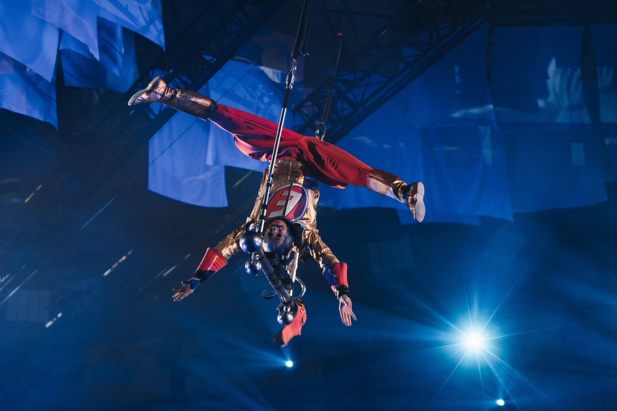 Театральное шоу