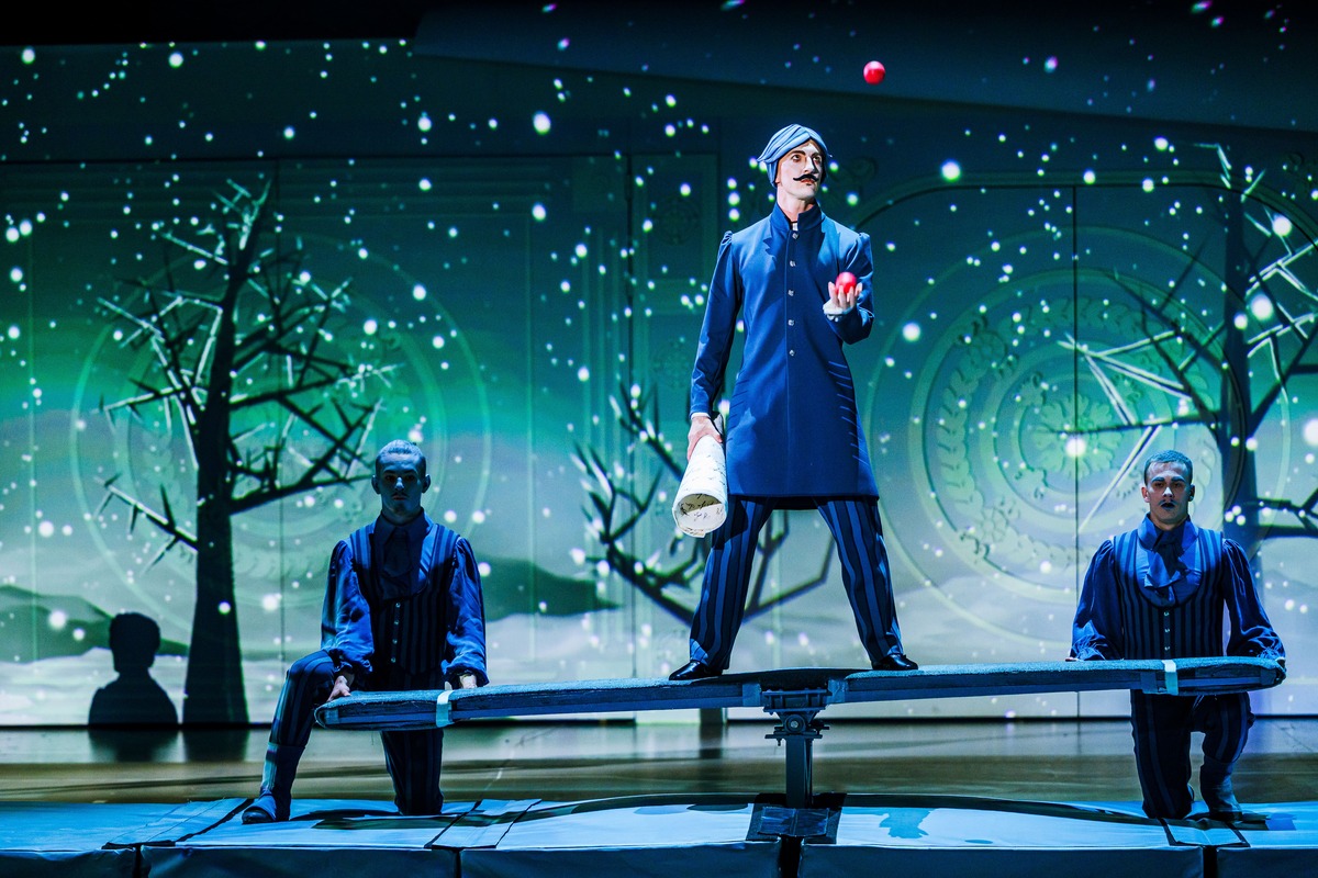 Театральное шоу